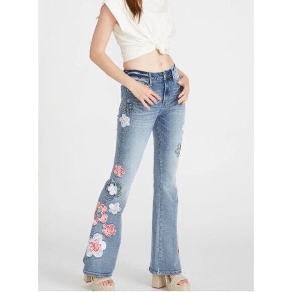 Free People Driftwood Flare Farrah American Bandstand Embroidred Jeans 33*34 NWT - Picture 2 of 11